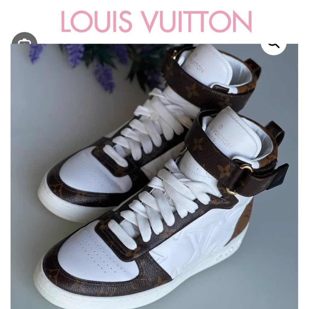 Louis Vuitton 💕BOOMBOX High top sneakers 💕